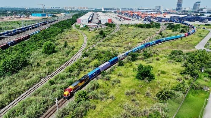 �������á���ŷ���з����������϶Խ�ƽ̨����ˮ��+��·����ʽ����������ͨ���ڹ�۸�Ͷ��