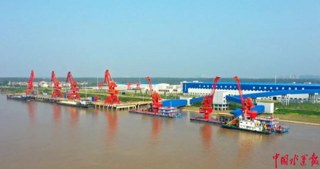 荆州港实现货物和集装箱吞吐量“双增长”
