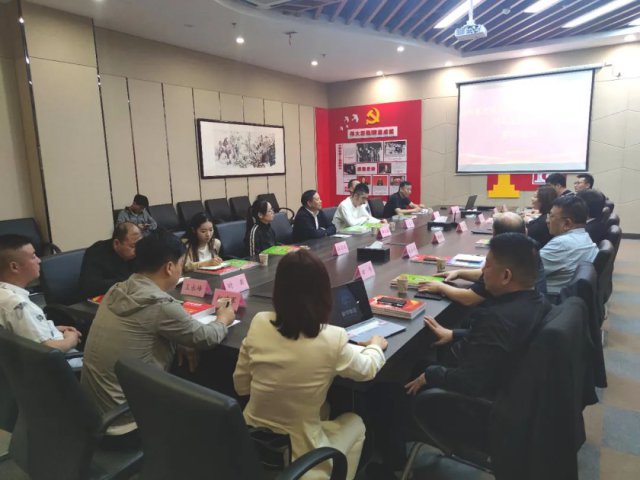河南省物流协会与郑州航空港经济综合实验区慈善总会签订战略合作协议