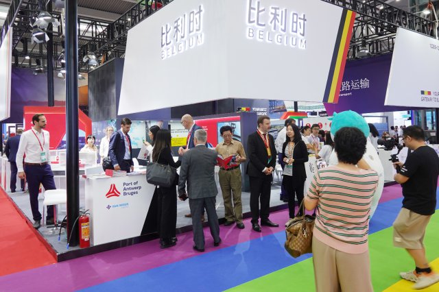 第十七届中国（深圳）国际物流与供应链博览会开幕
