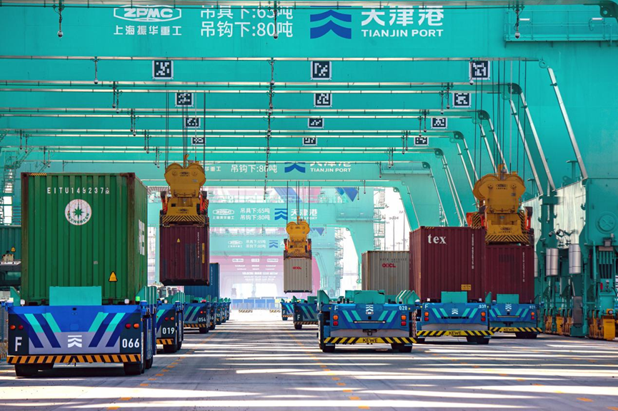 全球首创技术领跑 天津港打造智慧绿色港口“中国样板