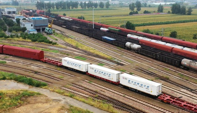 智控“鲜”机：“人工智能+”助力冷链物流实施精准温控