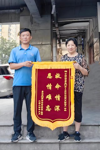 中通小哥,上海好人!