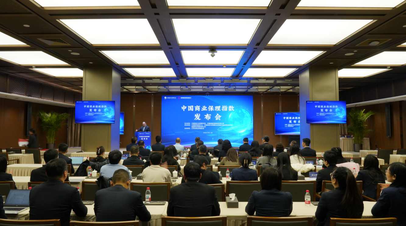 �й���ҵ�����׸�ָ�����࣬��ǿ���Կƴ���С΢��ҵ�������