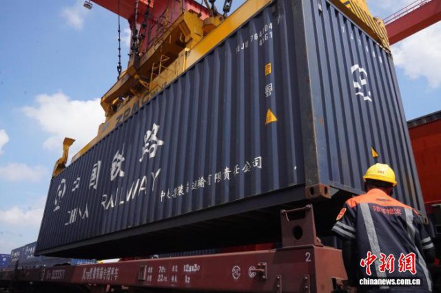 2025�����ʼ����Խ���з��ͻ���3.7����� ����ʷ�¸�