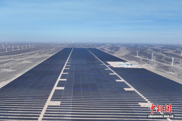 ����2025�����ͬ����44.5% ���پ��й���һ