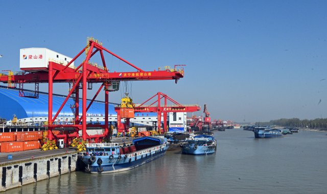 �����ںӺ��ˡ����������롰��������˫��