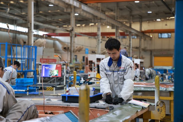 ����֮����������װ��ԾǨ��ϵ�б���֮�� �����������Ϊ��ʵ �й��������������ɿ�