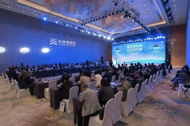 ֯�ܸ�֧���� ���ܸ��ط�չ  ���ۻ������ͻ���̸�����ػʵ�����